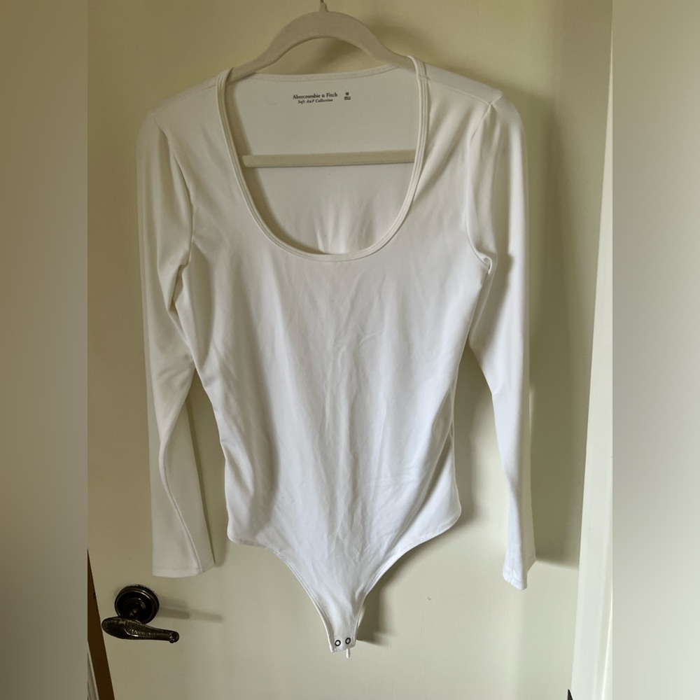 A&F Scoop-neck Bodysuit | White | Medium